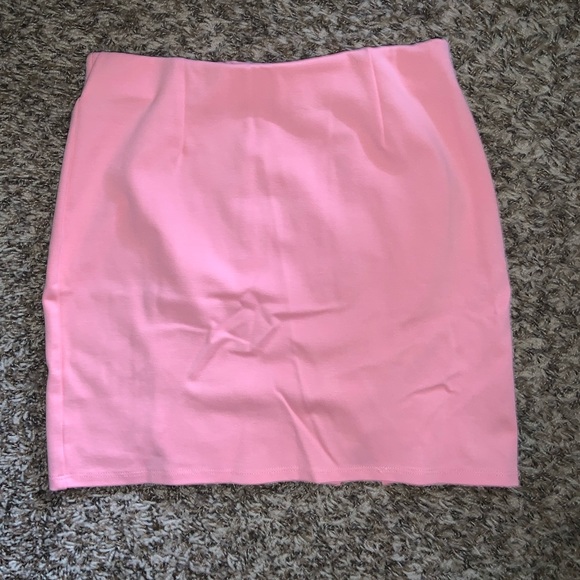 Pink skirt - Picture 2 of 6